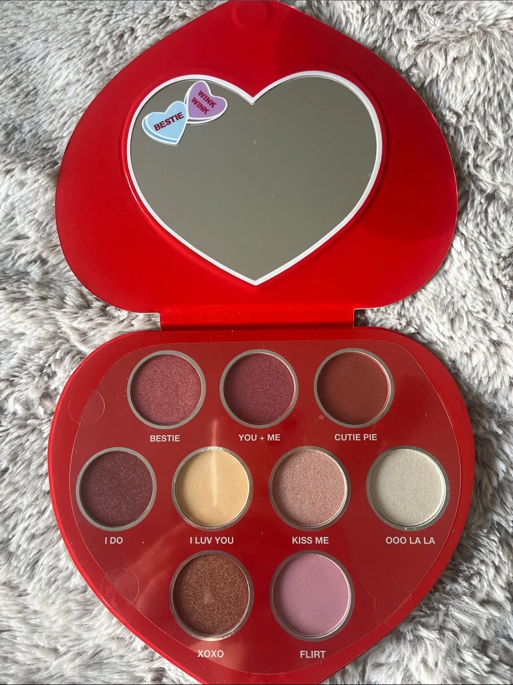 Sweethearts eyeshadow palette